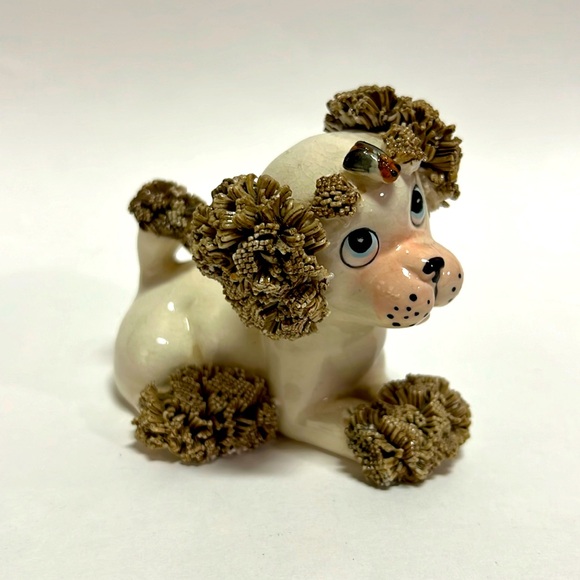 Vintage Spaghetti Poodle dog with Fly on his head - Picture 1 of 11